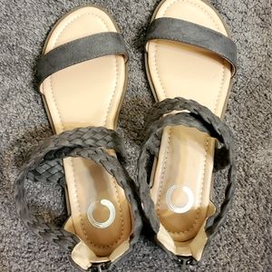 NWOT gray sandals